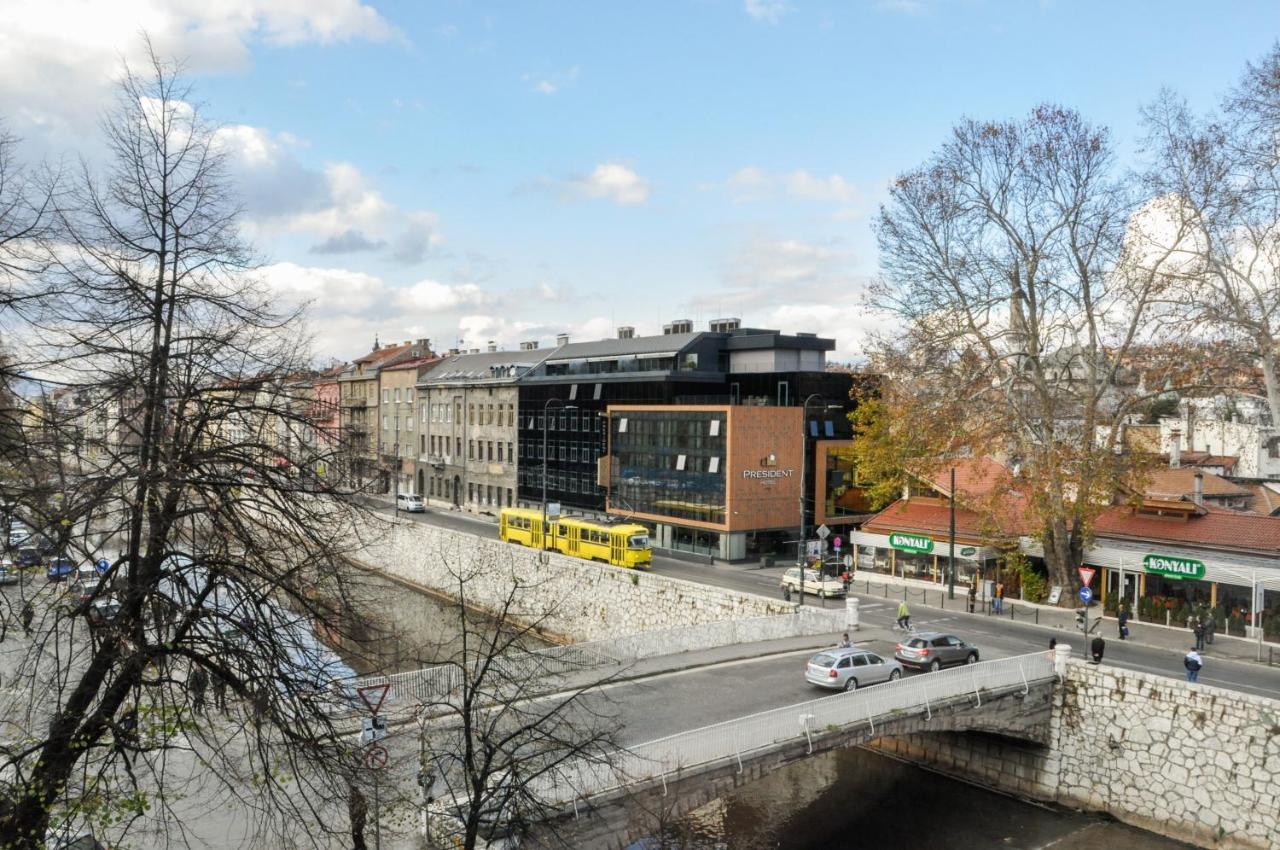 Appartamento Maroon Free Parking Sarajevo Esterno foto